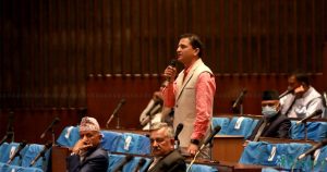 गिरीबन्धुको जग्गा सट्टापट्टाबारे कानुन बनाउँदा कांग्रेसले संशोधन हालेन: भट्टराई